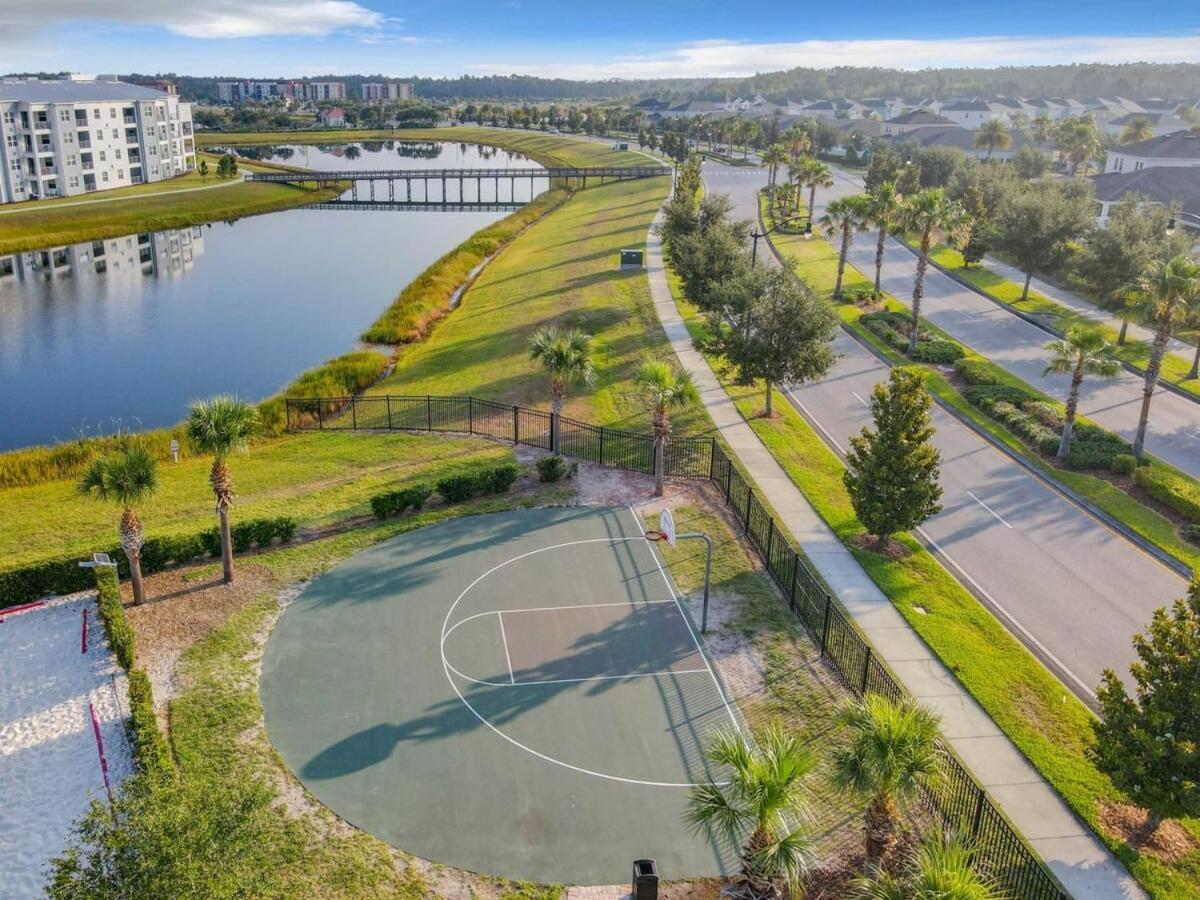 Terrific Thematic Lakeview 2B With 2 Clubhouses Kissimmee Eksteriør bilde