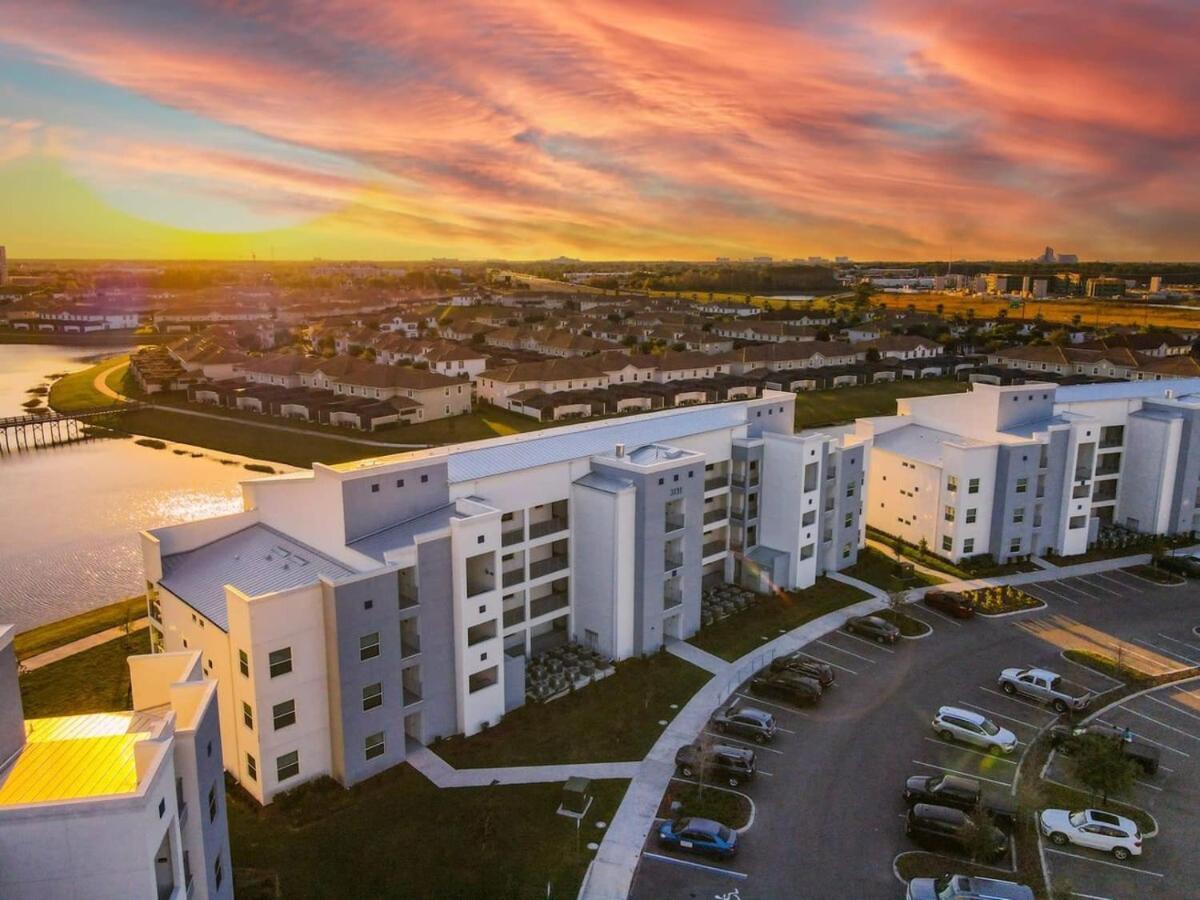 Terrific Thematic Lakeview 2B With 2 Clubhouses Kissimmee Eksteriør bilde